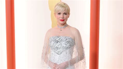 chanel oscars|Michelle Williams’s Chanel Oscars Gown Took Over 900 Hours to .